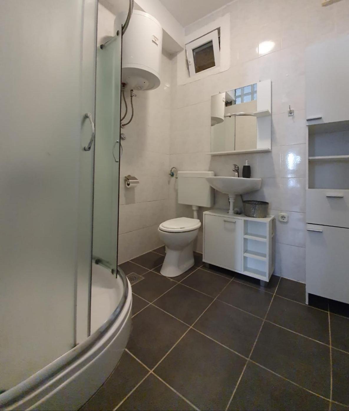 וויס Apartments Kut חדר תמונה